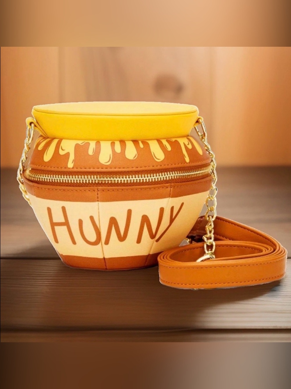 NEW w Tags Loungefly Disney WINNIE the POOH Hunny Pot Purse Crossbody Bag